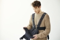 BABYBJORN MINI 3D Mesh – nosidełko, Ciemny Niebieski