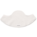 BABYBJORN - śliniaczek do nosidełka BABYBJORN MINI/MOVE, biały