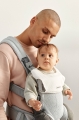 BABYBJORN - nosidełko Harmony 3D Mesh, Szary + śliniaczek do nosidełka Harmony