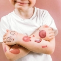 NUUKK Organiczne tatuaże dla dzieci - HAPPY