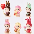 SONNY ANGEL Mini laleczka - GIFTS OF LOVE limited