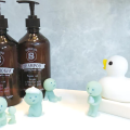 SMISKI Mini laleczka świecąca w ciemności - BATH
