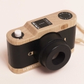 LE TOY VAN Drewniany aparat fotograficzny retro z kalejdoskopem, zabawka
