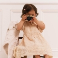 LE TOY VAN Drewniany aparat fotograficzny retro z kalejdoskopem, zabawka